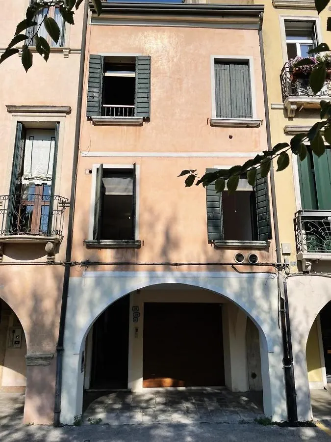 Accogliente Monolocale In Centro A Padova. Apartment  Padova