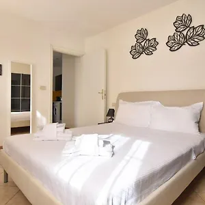  Appartamento Red Flat